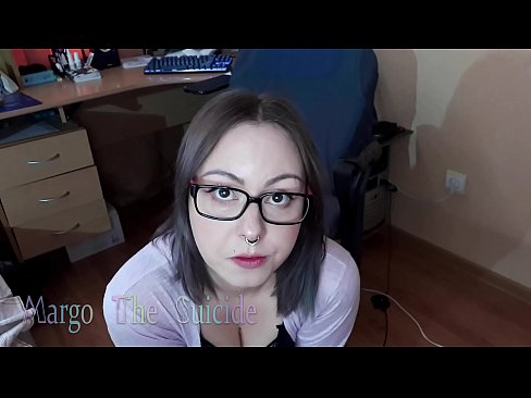 ❤️ Seksi djevojka s naočalama duboko siše dildo na kameri ❤ Porno vk kod nas